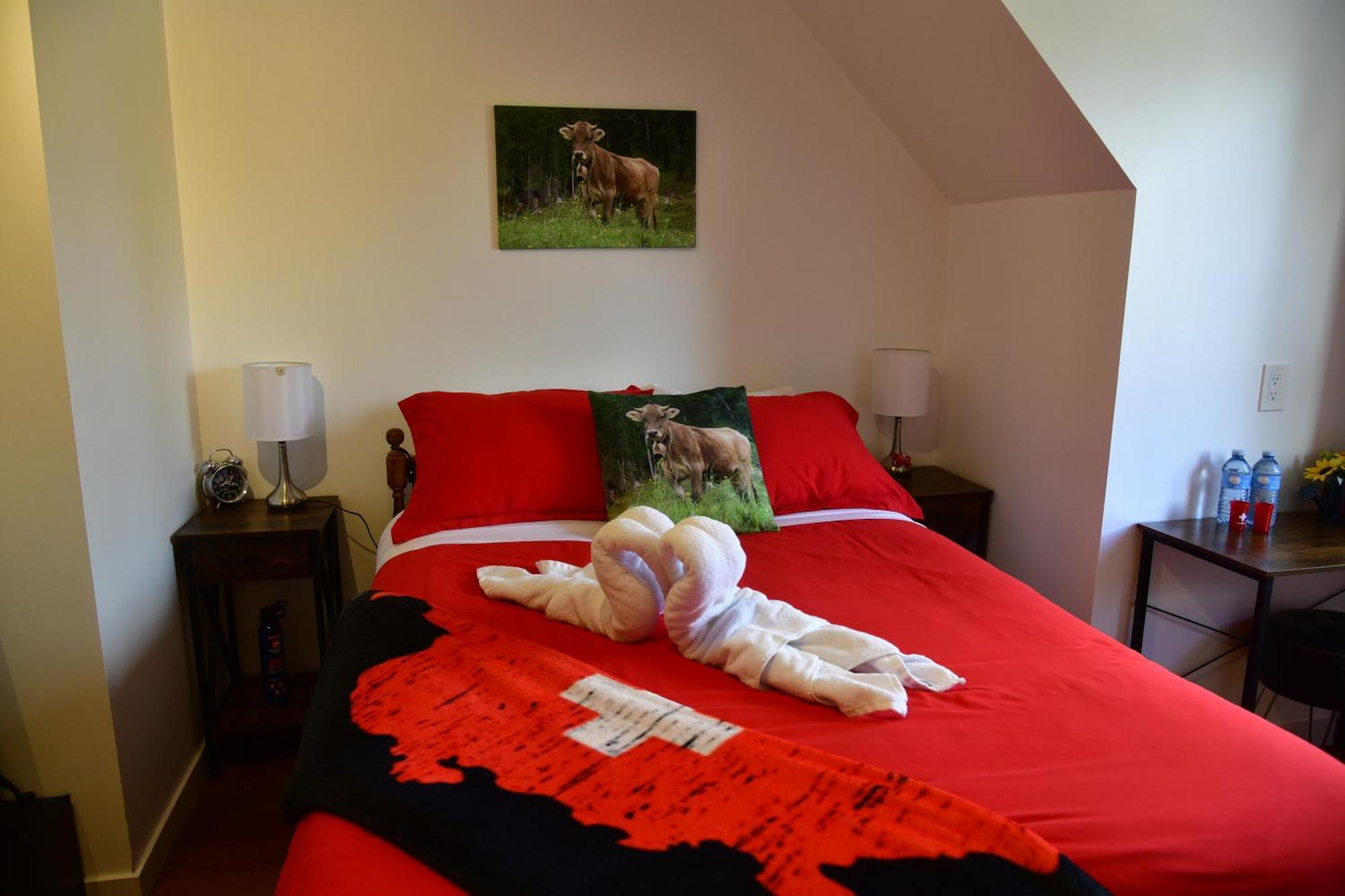 The Blue Cottage B&B Seventy Mile House Екстериор снимка